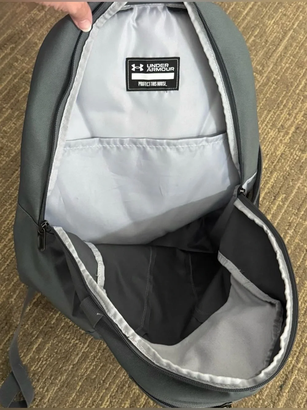 UA Backpack, gray under Armour backpack
